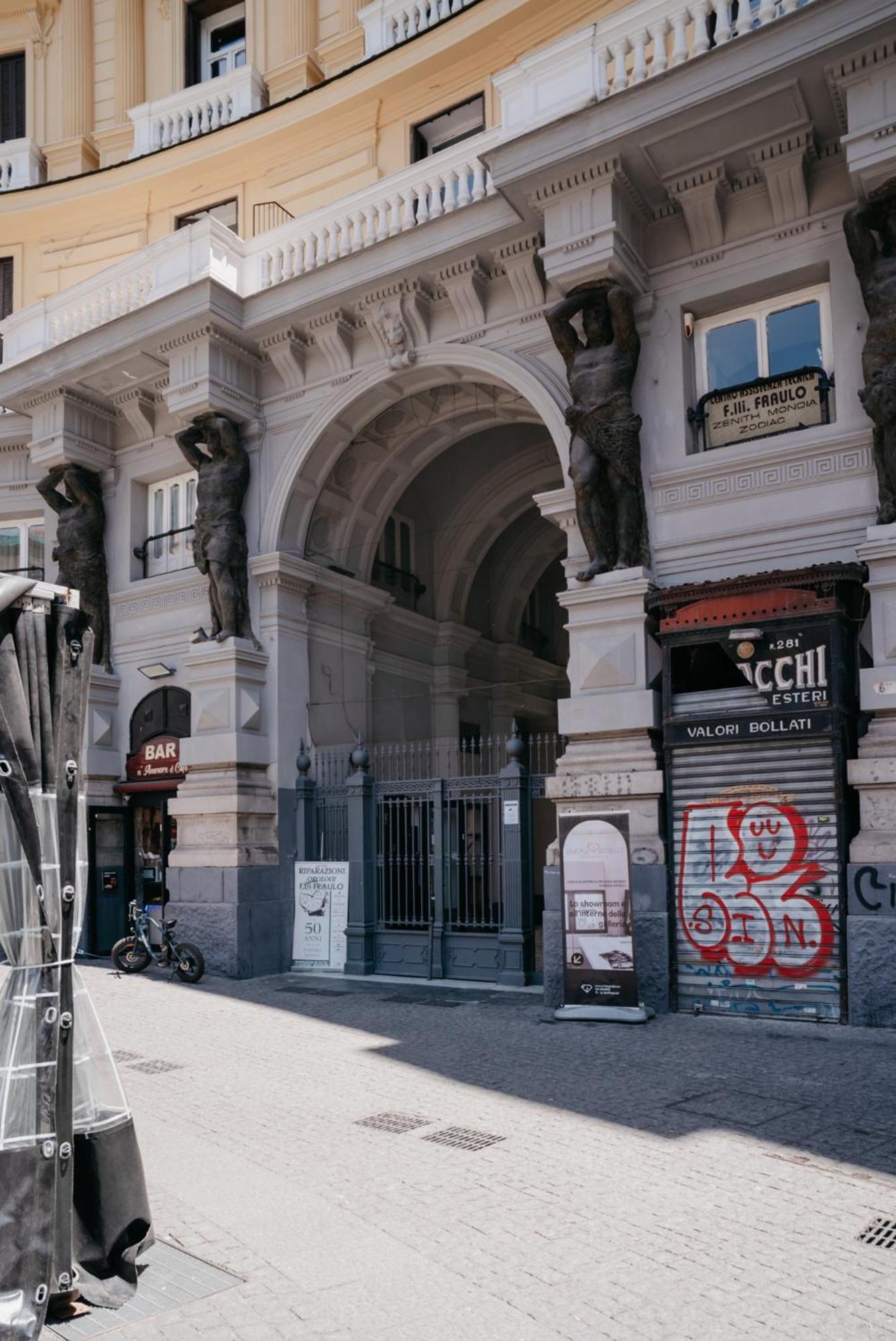 Apartamento Un Posto Al Duomo Nápoles